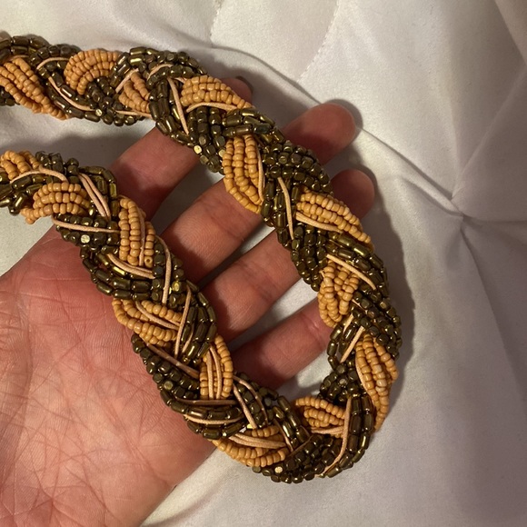 *FINAL CHANCE* Peach & gold braided necklace - Picture 2 of 3